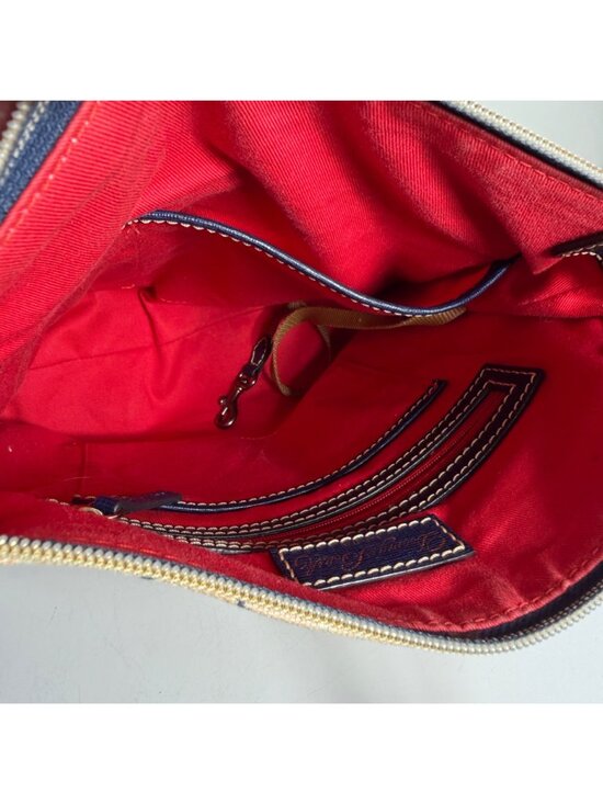 Vintage Dooney Bourke Peach Maxi Quilt Navy Blue Leather Trim Crossbody Bag - Picture 13 of 16